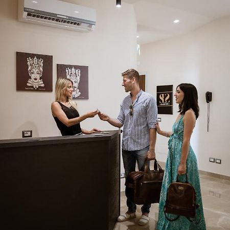 Stella VI Bed & Breakfast Чефалу Екстериор снимка